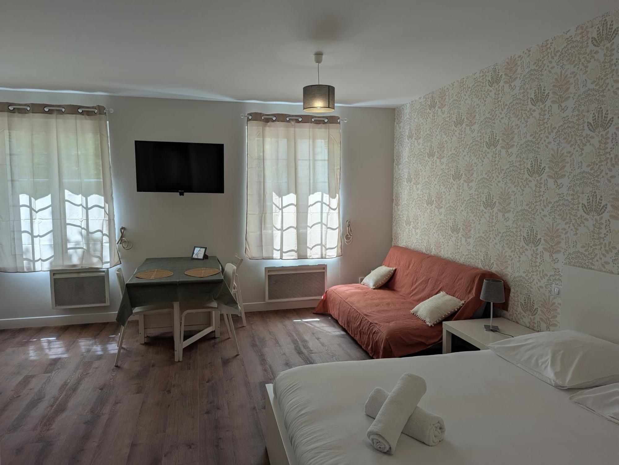 Studios Du Marche Au Bois Périgueux Екстериор снимка